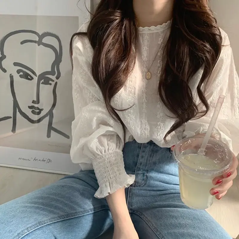 Blouse dentelle, manches bouffantes